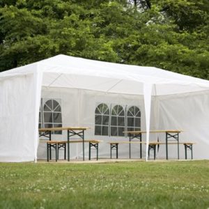 petite tente de réception ou grand stand avec fenêtre à louer dans les yvelines